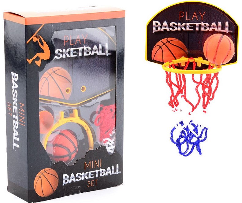 Mini Basketballgame with basketball